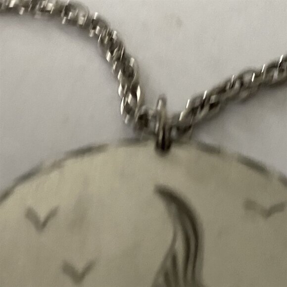 Vintage Heritage Pewter Seagull Pendant Large Round with Chain signed - Picture 3 of 5